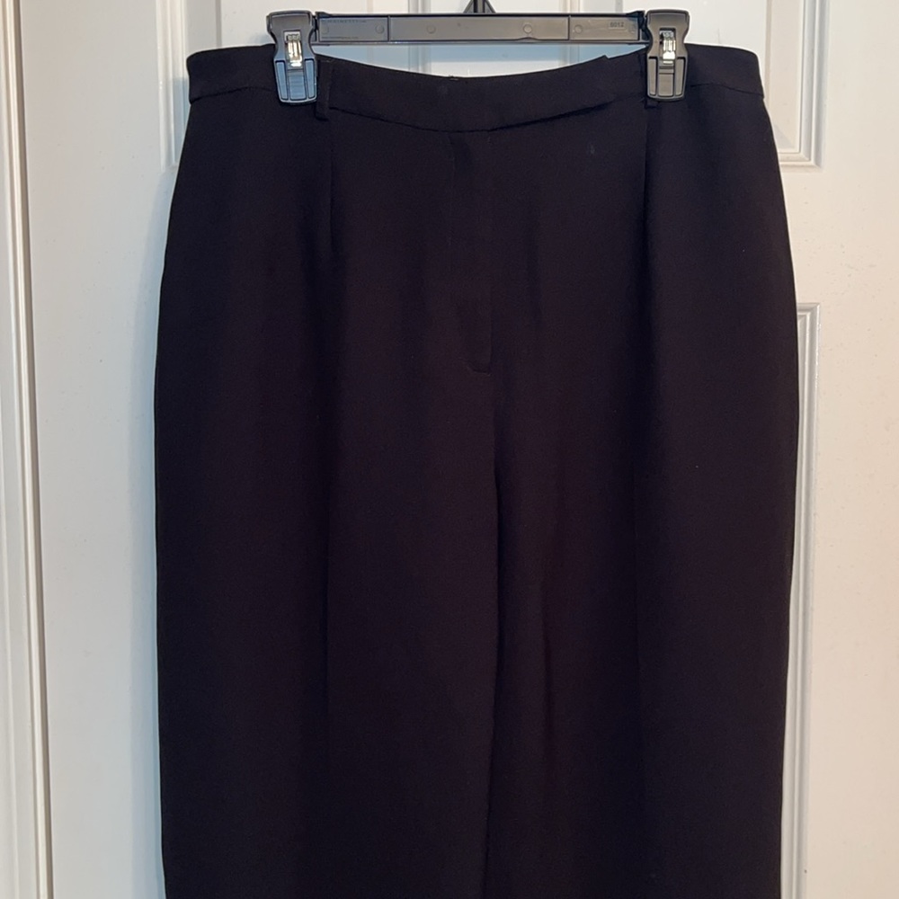Kate Hill black dress pants. EUC Size 16W